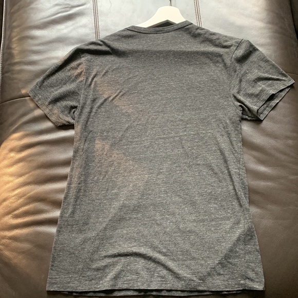 • Graphic T • - Picture 8 of 9